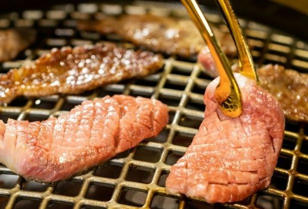 榮燒肉餐廳 榮燒肉餐廳