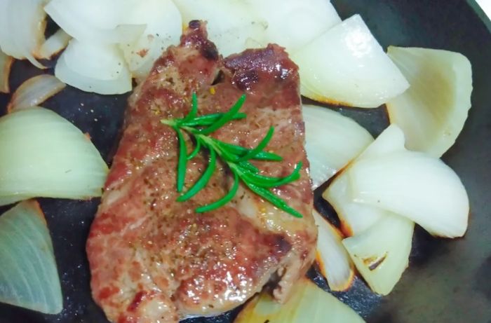 牛排洋蔥食譜