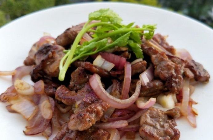 牛排洋蔥食譜