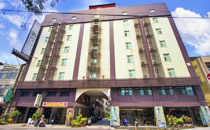 中壢火車站附近住宿