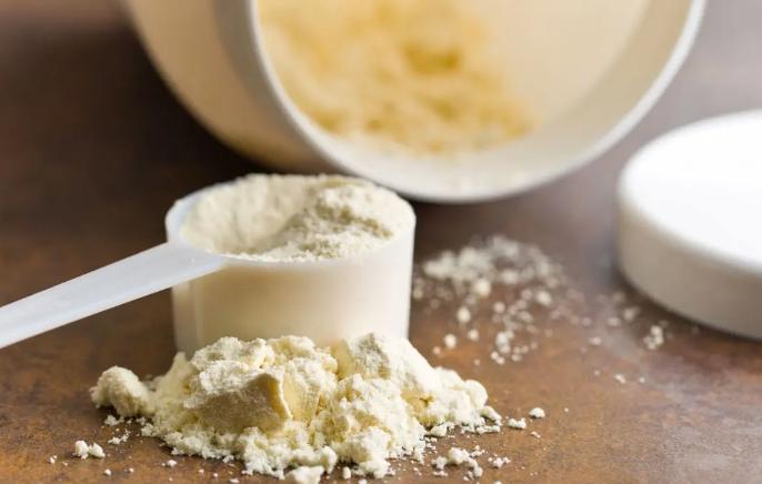 早上空腹喝蛋白粉