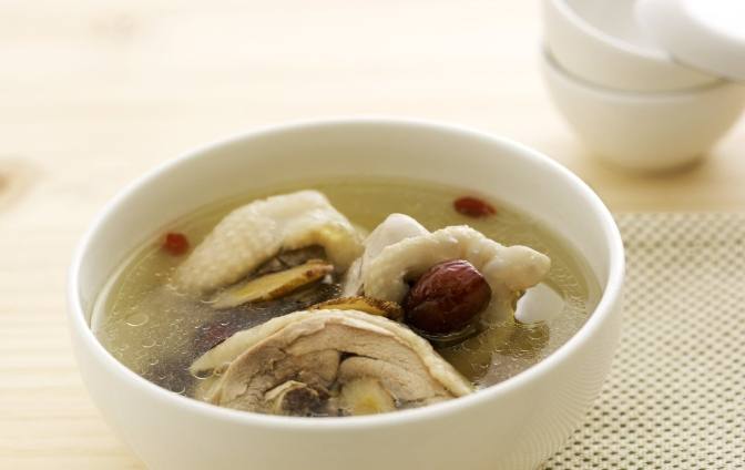 枸杞雞湯做法