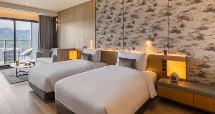 日月潭湖景民宿