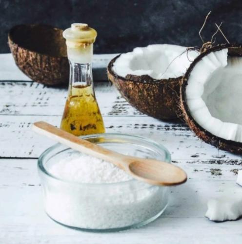 椰子油護髮方法