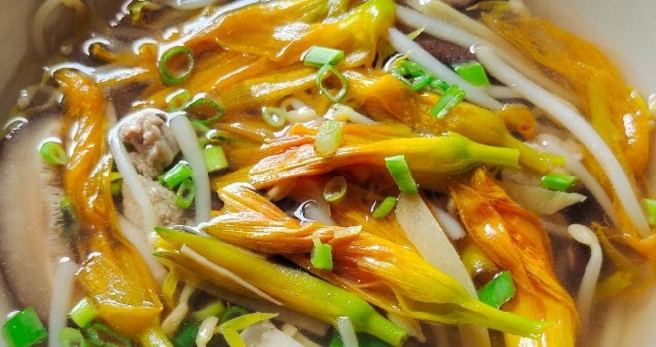 金針菇排骨湯食譜