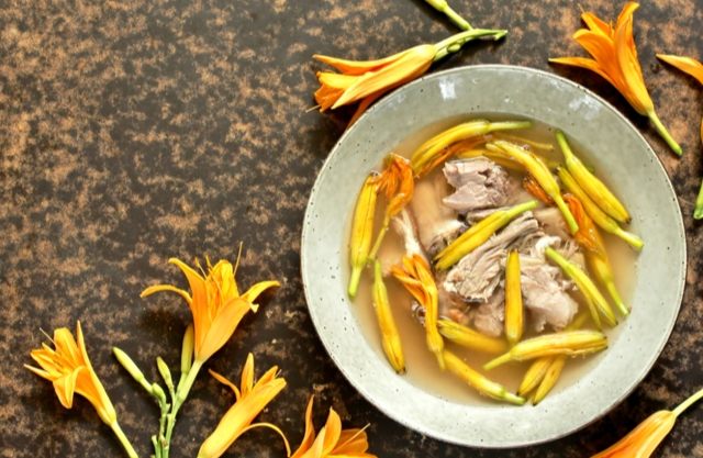 金針菇排骨湯食譜