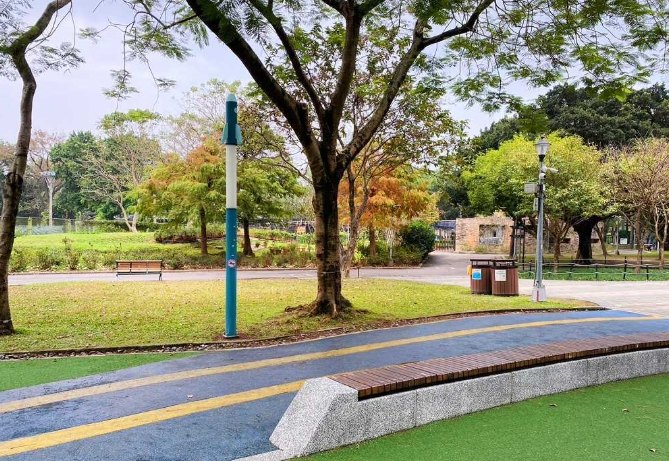 兒童遊戲場安全