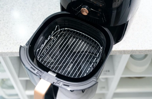 氣炸鍋可用金屬容器