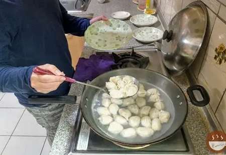 煮水餃加水
