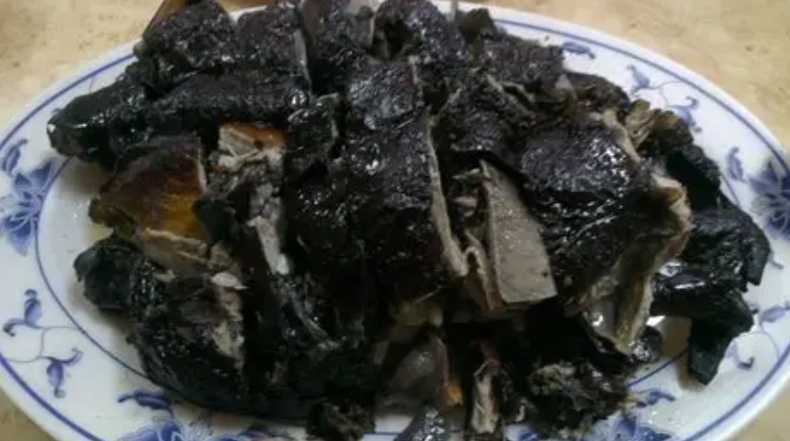 烏骨雞黑色原因 烏骨雞黑色原因