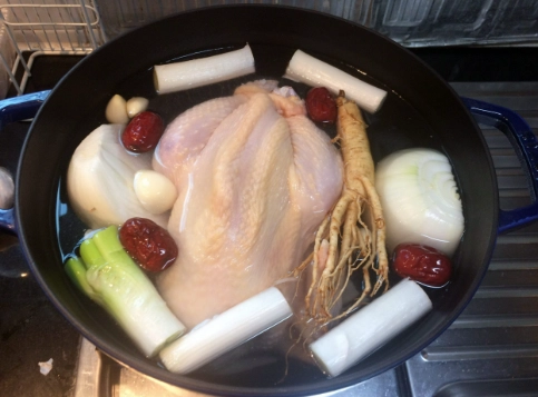 阿基師人蔘雞湯食譜