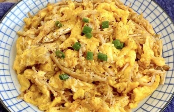 金针菇炒蛋做法 金针菇炒蛋做法