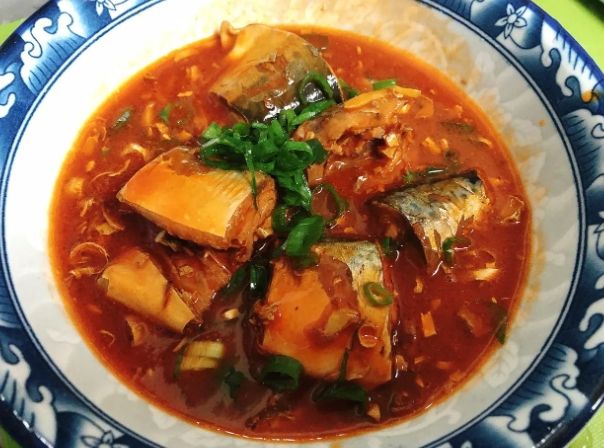 水煮鯖魚罐頭食譜