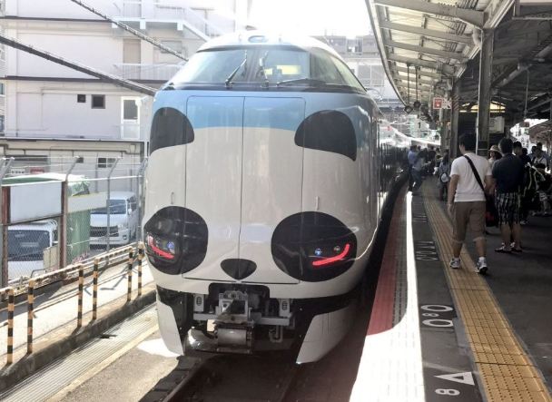 熊貓主題列車 熊貓主題列車