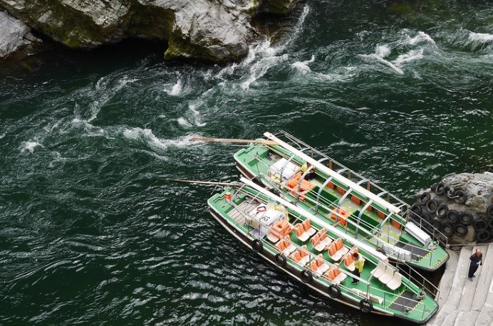 大步危峽谷交通