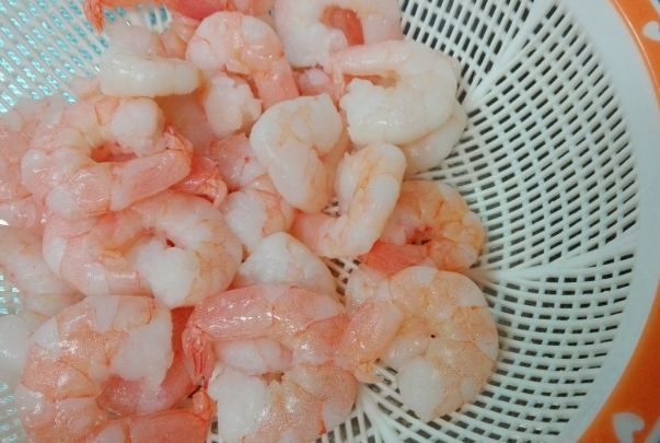 如何快速解凍蝦仁 如何快速解凍蝦仁