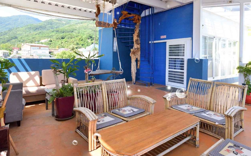 雜貨店兒子民宿金崙價格全攻略：房型、季節變動與省錢秘訣