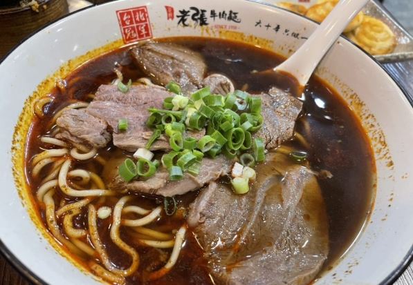 民權西路捷運站美食