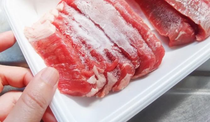 快速解凍五花肉 快速解凍五花肉