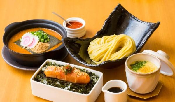 福岡必比登美食