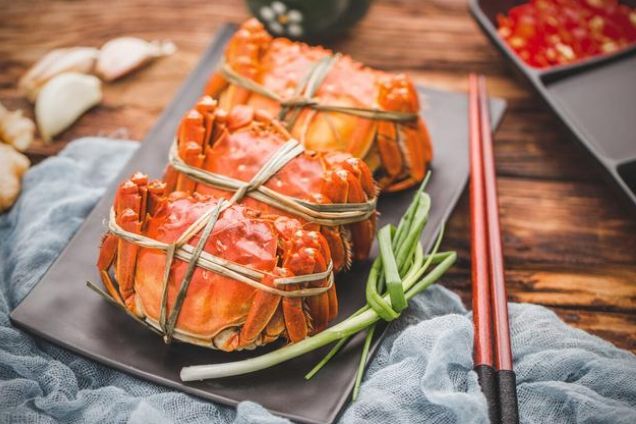 螃蟹蒸煮技巧