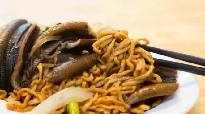 鱔魚意麵熱量