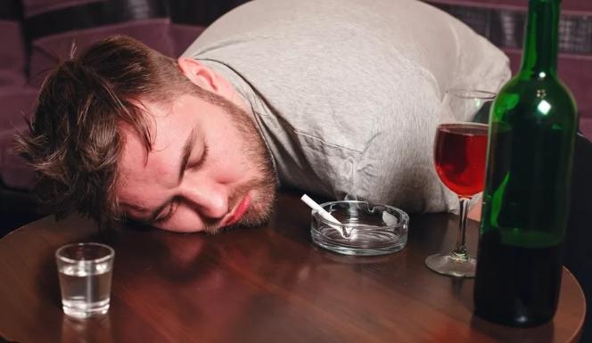 喝酒臉紅原因 喝酒臉紅原因