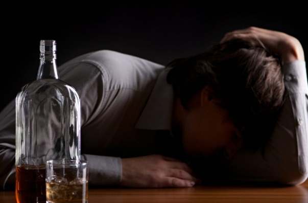 酒精水腫原因 酒精水腫原因