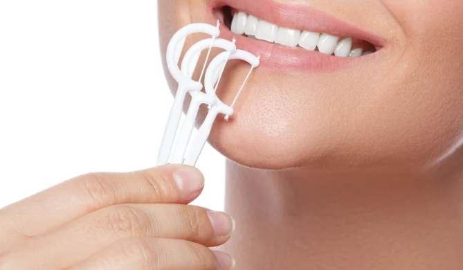 牙線棒使用方法