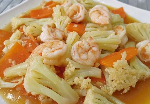 白花椰菜炒蝦仁做法