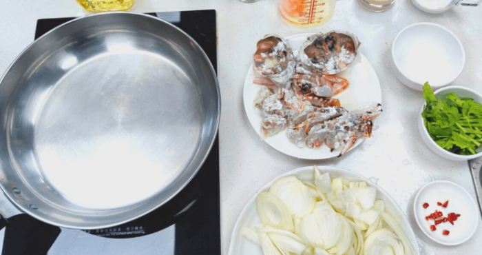 家常蟹肉炒飯 家常蟹肉炒飯