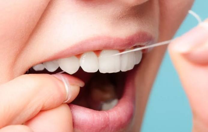 牙線正確用法 牙線正確用法