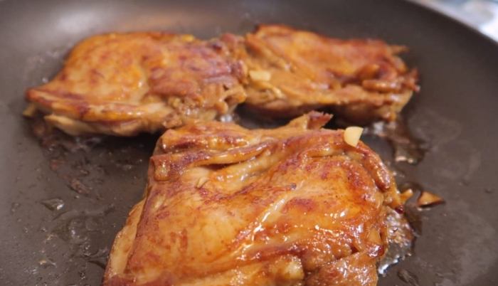 冷凍雞腿排直接煎