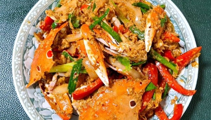 炒螃蟹加蛋做法 炒螃蟹加蛋做法