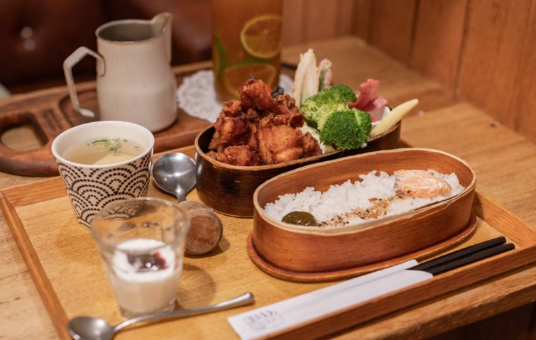 景安站周边餐厅