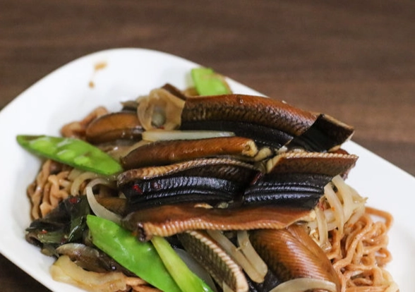 鳝魚意麵做法