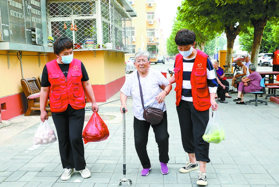 老人旅遊中部景點