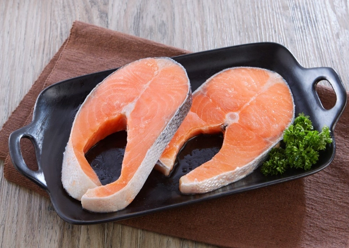 急凍三文魚魚鱗處理方法 急凍三文魚魚鱗處理方法