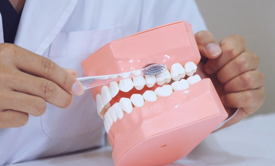 睡前刷牙方法 睡前刷牙方法