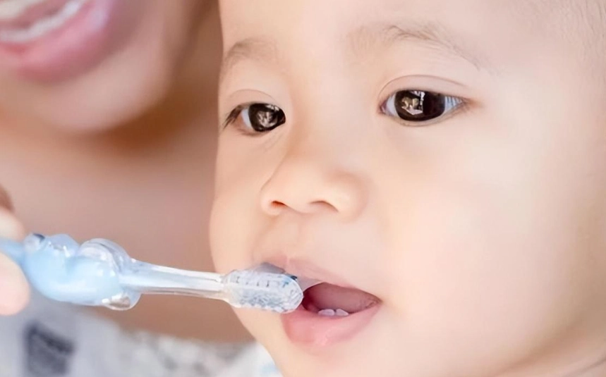 牙齦出血刷牙解決方案