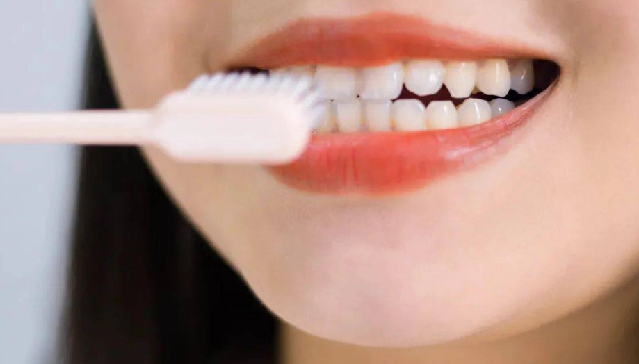 刷牙漱口水順序