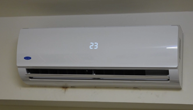 冷氣下方滴水處理