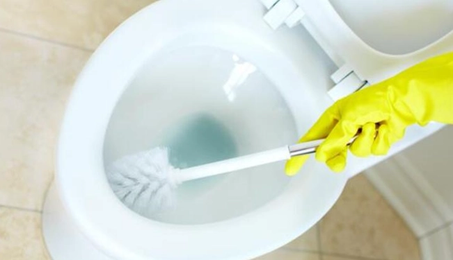 馬桶黃垢清除
