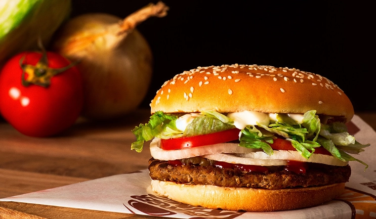 奇幻樂園附近餐廳