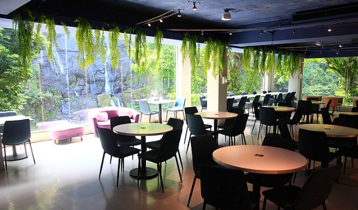 台灣瀑布咖啡廳