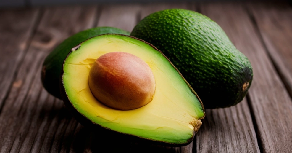 酪梨沒熟微波救急指南：快速催熟技巧與安全注意事項