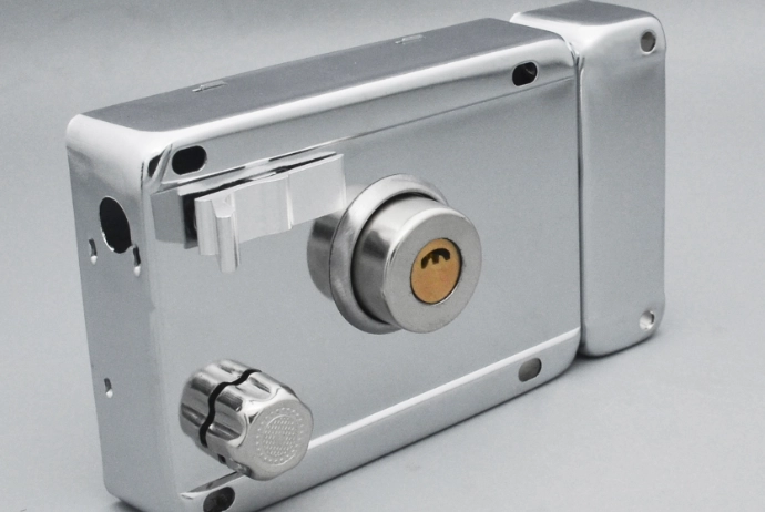 傳統門鎖怎麼開