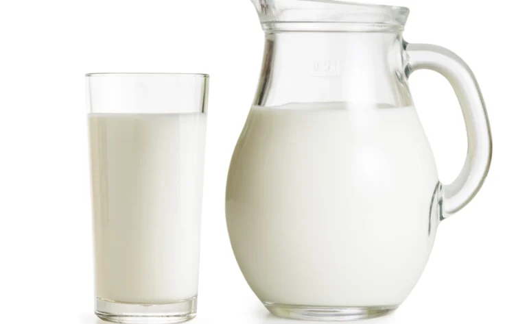 喝到壞掉的牛奶會怎樣