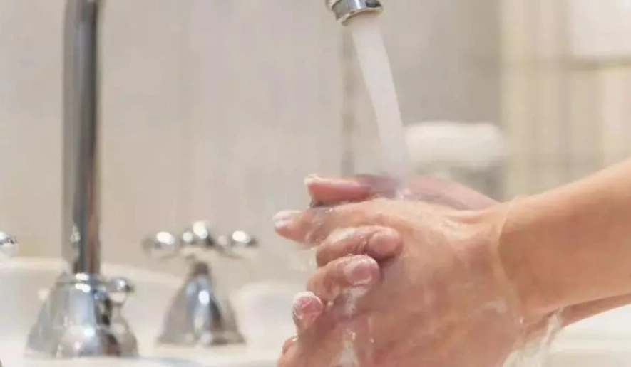 呕吐不腹泻症状