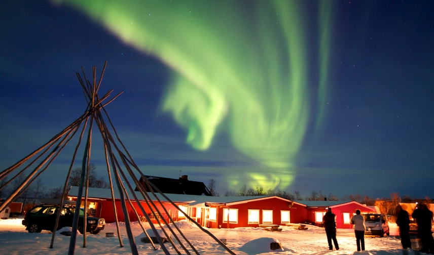 極光自由行攻略